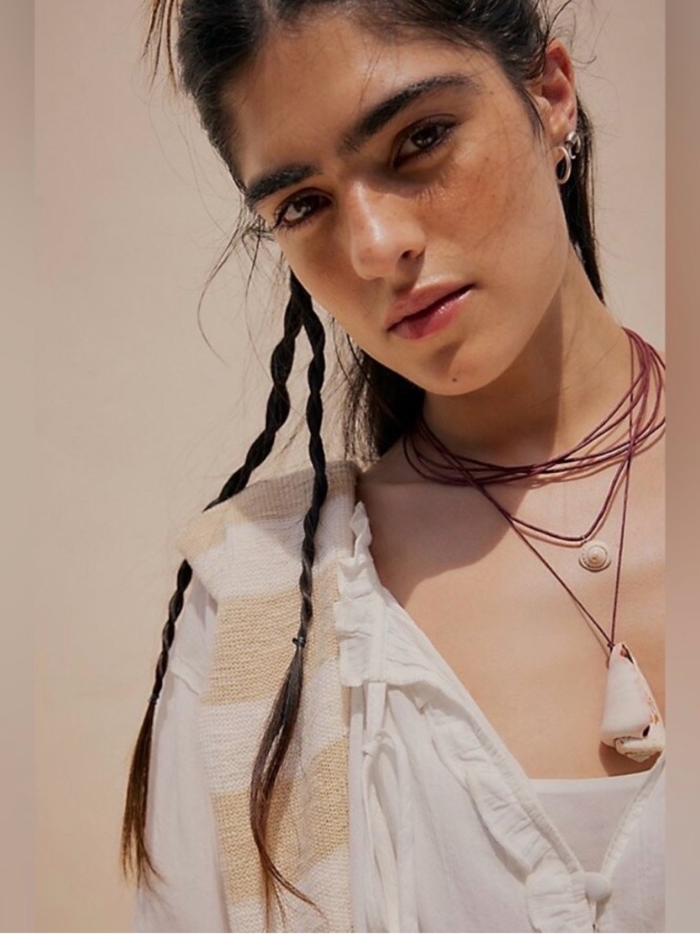 FREE PEOPLE Carolina Shell Layered Necklace New NWT maroon natural beach summer - Picture 1 of 11
